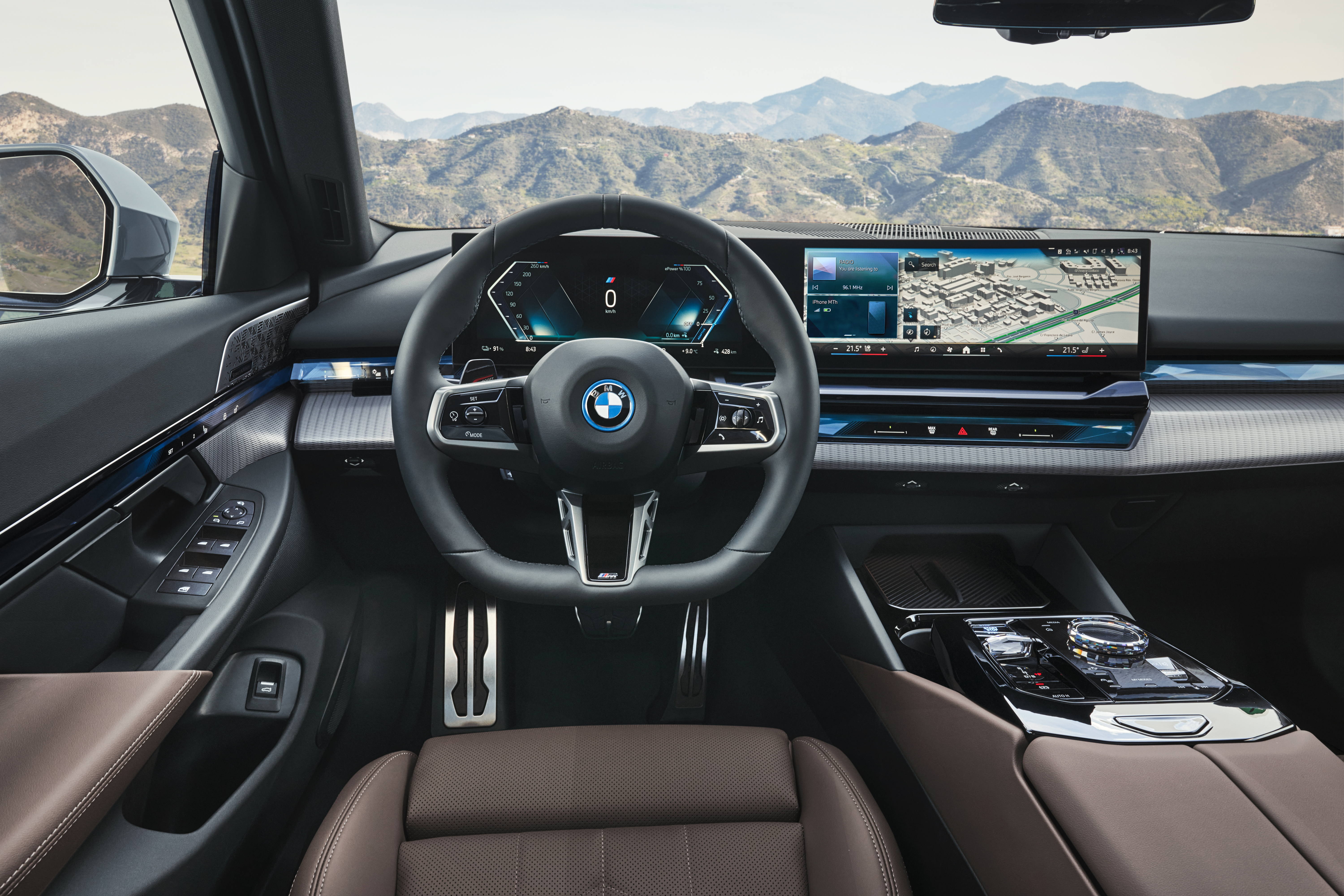 2024 BMW i5 interior